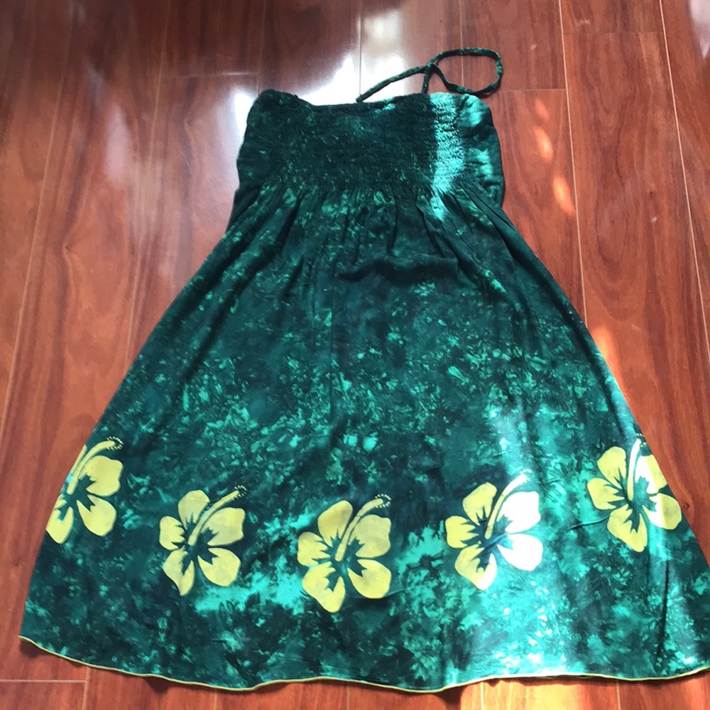 NaPua Honolulu Floral Dress with Yellow Accents - Picture 6 of 6